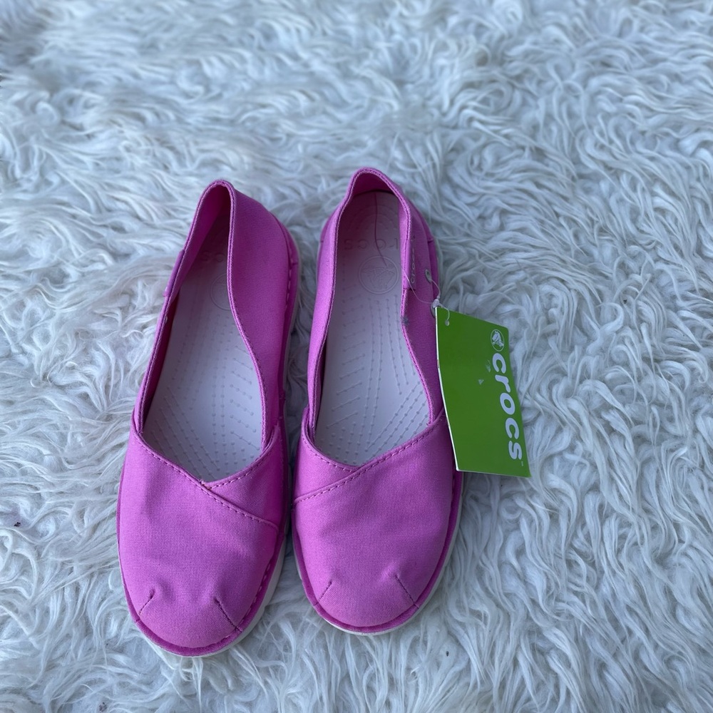CROCS Shoes - Picture 2 of 5